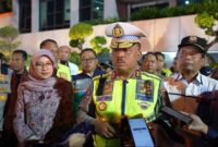 1765904753134-kakorlantas-polri-irjen-agus-suryonugroho-mengecek-kesiapan-jalur-darat-dari-surabaya-hingga-banyuwangi-jawa-timur-menjelang-a-1765898048843_169