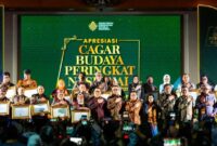 1765904757089-kemenbud-serahkan-85-sertifikat-penetapan-cagar-budaya-peringkat-nasional-1765894916829_169