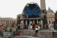 1766077552978-adegan-kelahiran-yesus-karya-italia-dipamerkan-di-vatikan-jelang-natal-1766044621691_169