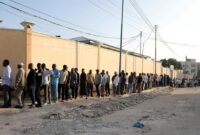 1766725558931-sejarah-baru-somalia-warga-mogadishu-antre-beri-suara-1766662041512_169