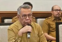 1766833530033-wali-kota-tangerang-selatan-benyamin-davnie-antaraazmi-samsul-m-1758690925627_169