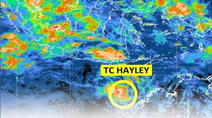 1767006361061-siklon-tropis-hayley-1766992320960_169