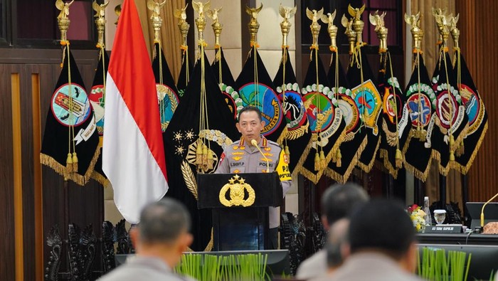 1767135881522-kapolri-1767070314249_169