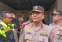 1767157631168-itwasum-polri-melakukan-pengecekan-di-kawasan-puncak-bogor-jelang-malam-tahun-baru-rizkydetikcom-1767156251649_169