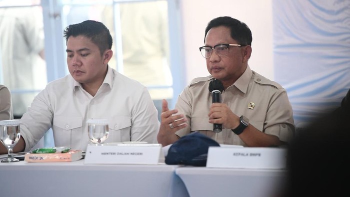 1767287133512-mendagri-muhammad-tito-karnavian-1767277597095_169