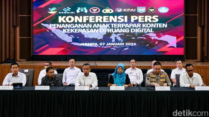 1767783969810-densus-ungkap-70-anak-terpapar-ideologi-kekerasan-ekstrem-1767774573993_169