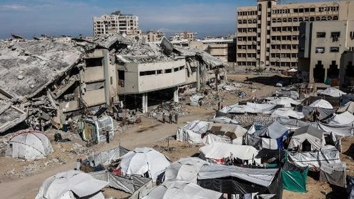 1767913500876-universitas-islam-gaza-kembali-dibuka-di-tengah-reruntuhan-perang-1765785103556_169