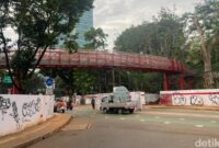 1767956768784-jembatan-penghubung-di-taman-bendera-pusaka-jaksel-yang-diresmikan-bulan-depan-adhfar-aulia-syuhadadetikcom-1767954038573_169