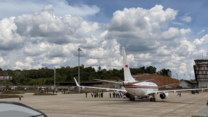 1768280779861-prabowo-berangkat-ke-malang-menggunakan-pesawat-kepresidenan-dari-ikn-evadetikcom-1768278375655_169