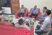 1769036699012-kapolres-serang-ngariung-bareng-buruh-1769026296765_169