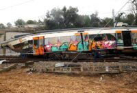 1769101527000-hujan-lebat-picu-kereta-anjlok-di-barcelona-1769063589726_169