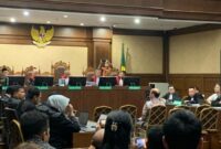 1769123128674-arcandra-tahar-eks-wamen-esdm-diperiksa-di-kasus-korupsi-tata-kelola-minyak-mentah-mulia-budidetikcom-1769102409466_169