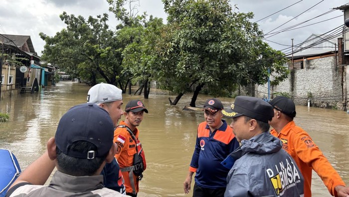 1769144739440-banjir-di-kranji-bekasi-rachmadetikcom-1769143785889_169