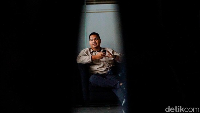 1769295911071-dito-ariotedjo-diperiksa-kpk-terkait-kasus-kuota-haji-1769150994400_169