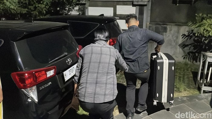 1769295915323-kpk-geledah-di-pati-1769264436164_169