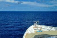 1769382308593-area-dek-kapten-di-kapal-pesiar-resorts-world-one-8_169