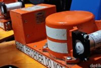 1769555094673-penampakan-black-box-pesawat-atr-42-500-di-posko-sar-pangkep-muhammad-subhandetiksulsel-1768992677671_169